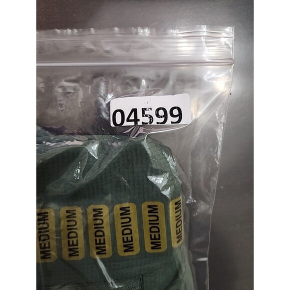 Eddie Bauer Woven Tech Shirt Mens M Green Outdoor Vented Lightweight Camping NEW - Picture 12 of 12